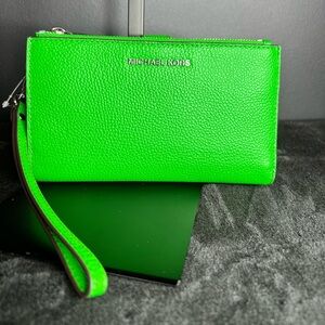 Michael Kors new wristlet/wallet